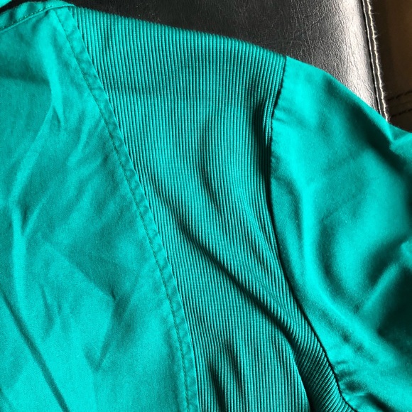 Scrub Top - Picture 3 of 5